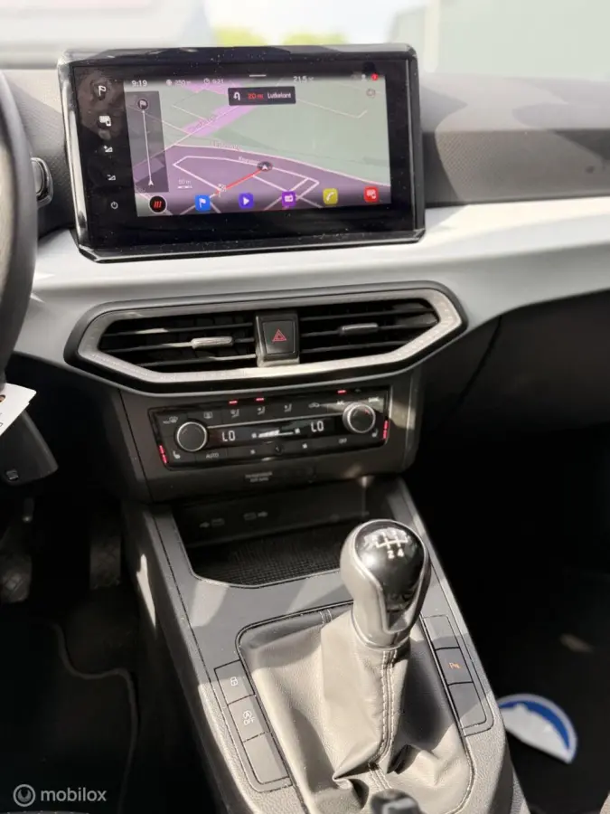 1.0 EcoTSI Style Business Connect | Virtual Cockpit | Stoelverwarming | 1e Eigenaar | NAP | All Season banden