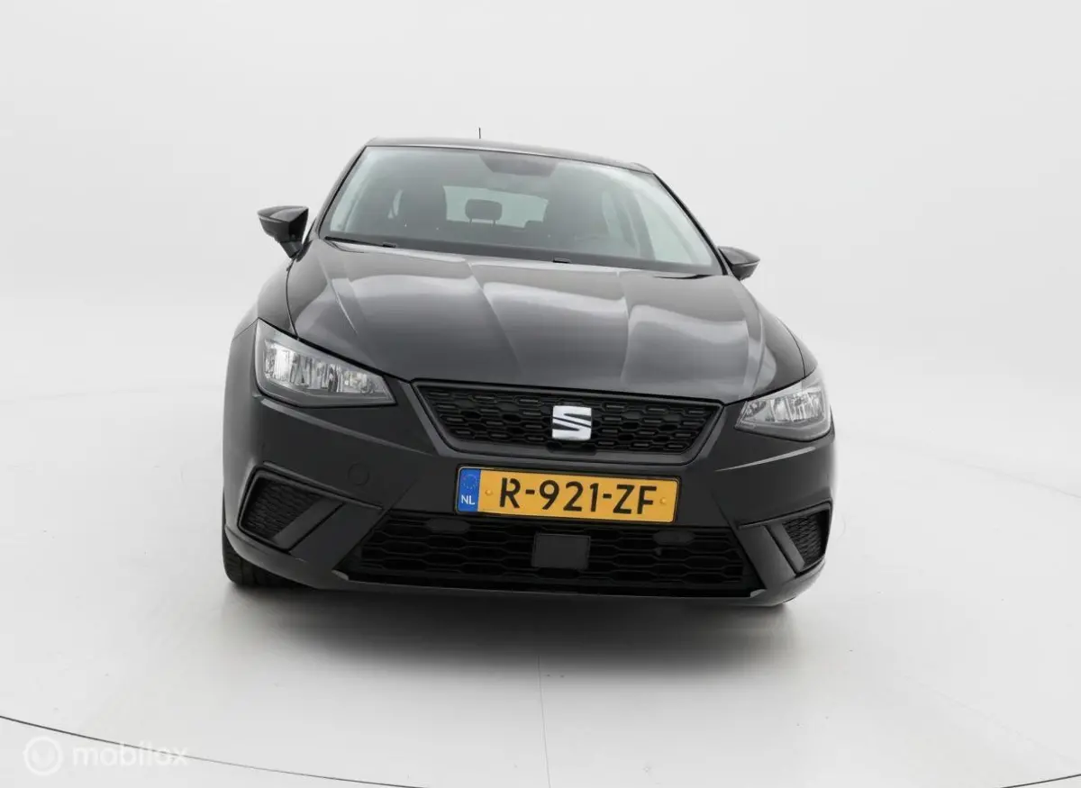 1.0 EcoTSI Style Business Connect | Virtual Cockpit | Stoelverwarming | 1e Eigenaar | NAP | All Season banden