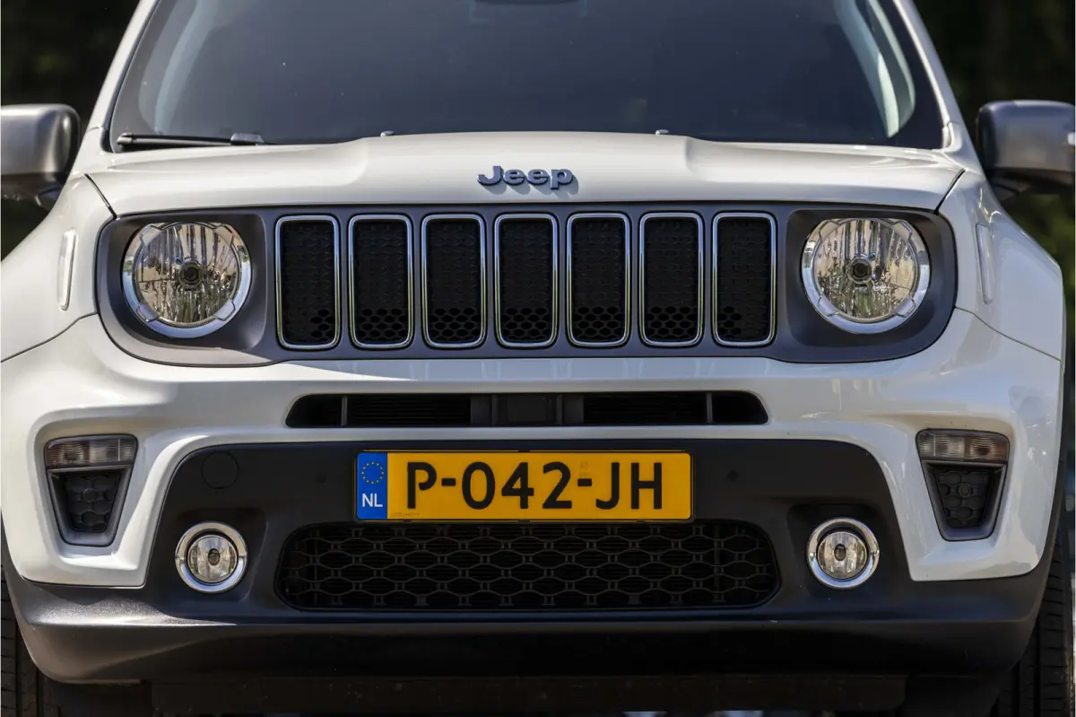 4xe 240 Plug-in Hybrid Electric Limited Lease Ed.