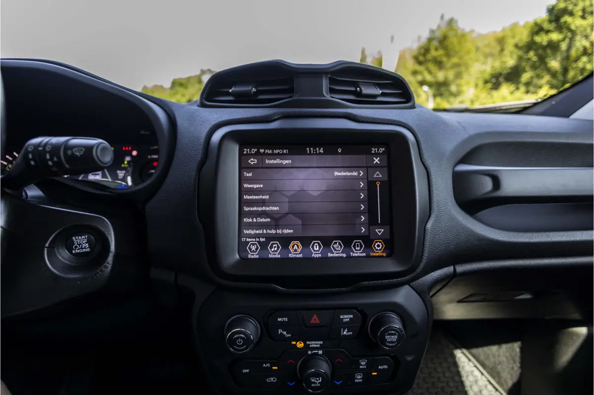 4xe 240 Plug-in Hybrid Electric Limited Lease Ed.