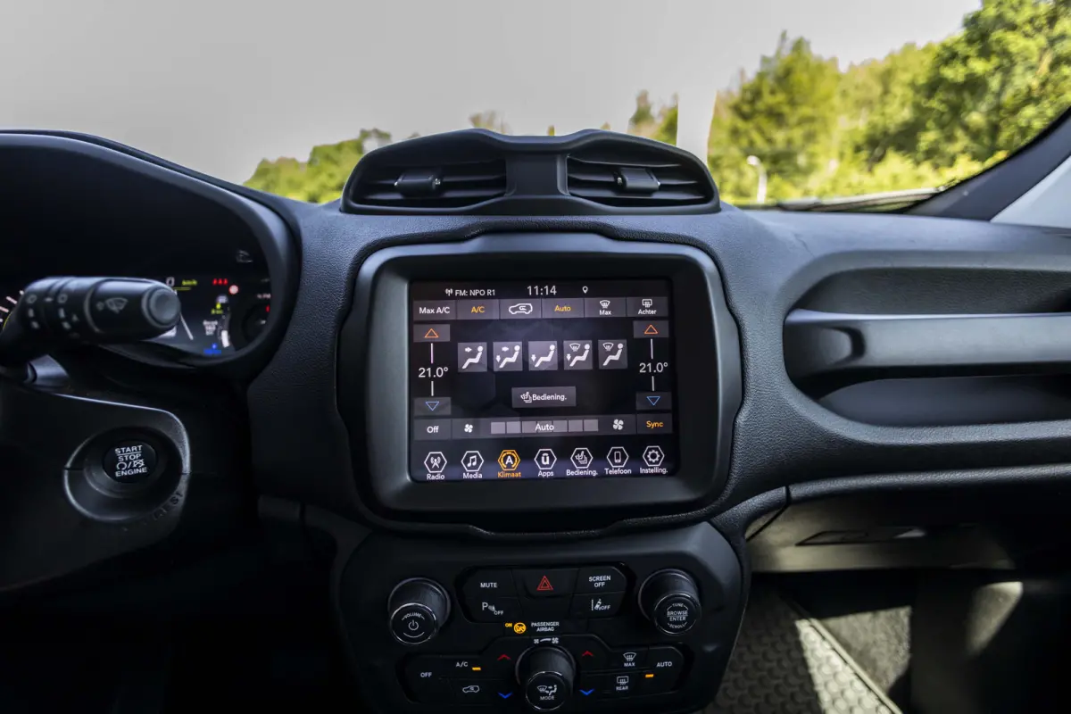4xe 240 Plug-in Hybrid Electric Limited Lease Ed.