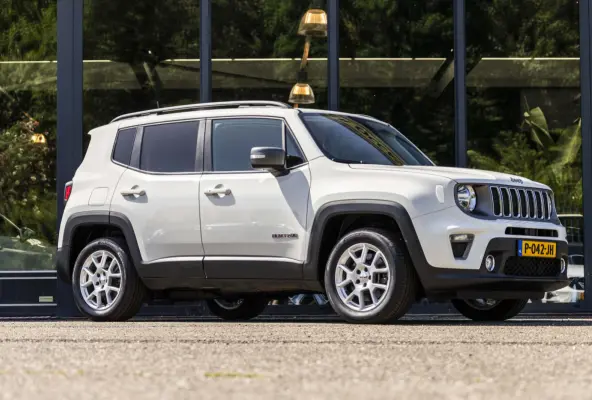 4xe 240 Plug-in Hybrid Electric Limited Lease Ed.