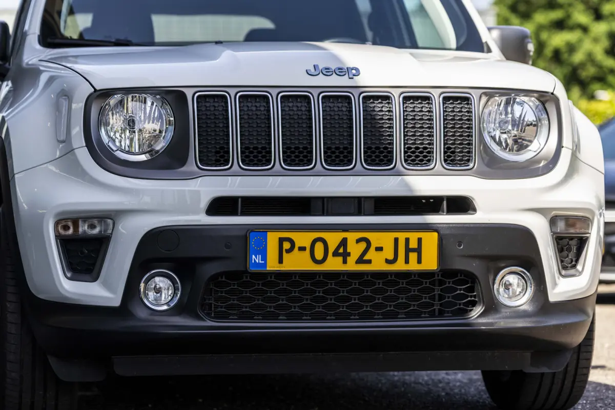 4xe 240 Plug-in Hybrid Electric Limited Lease Ed.