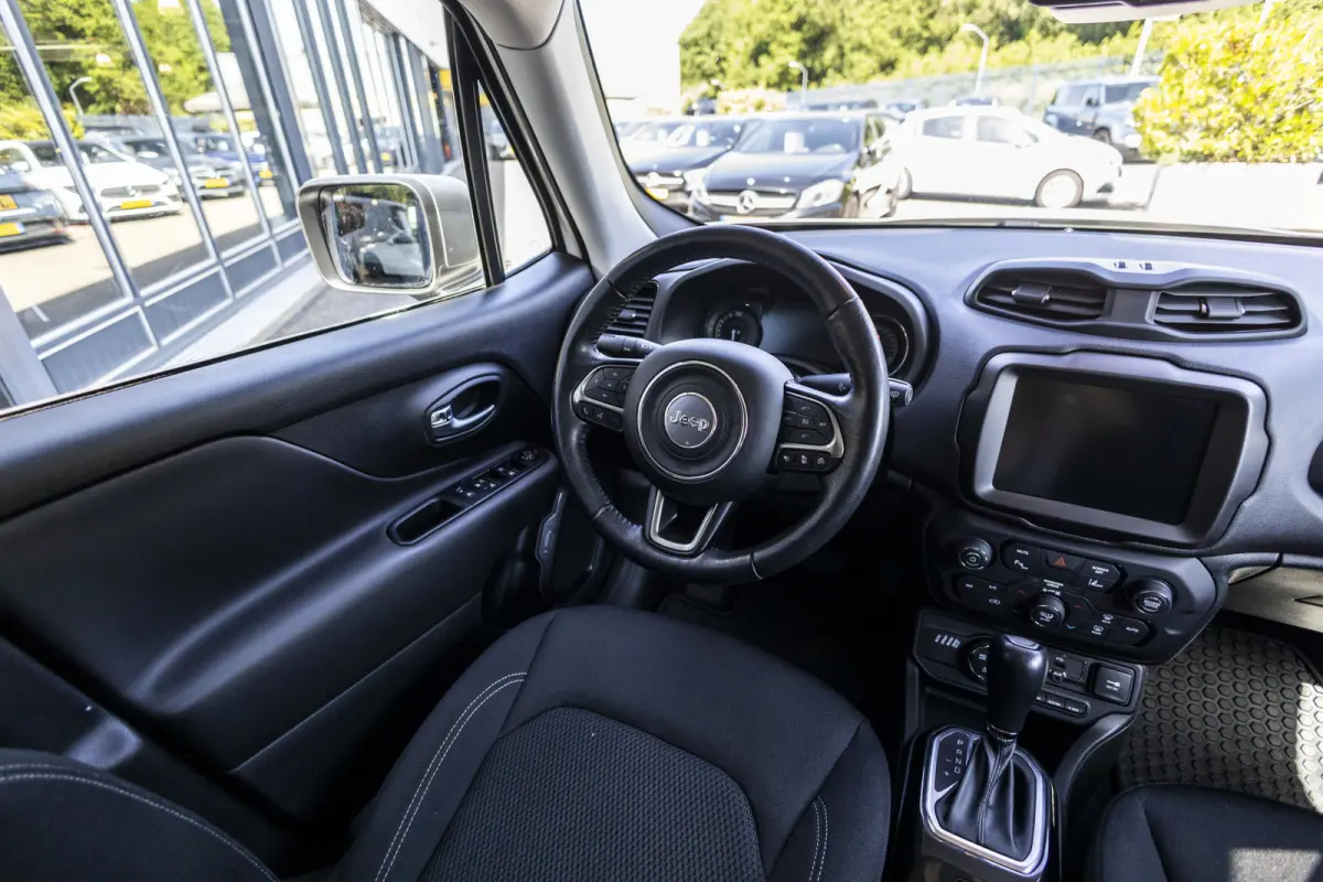 4xe 240 Plug-in Hybrid Electric Limited Lease Ed.