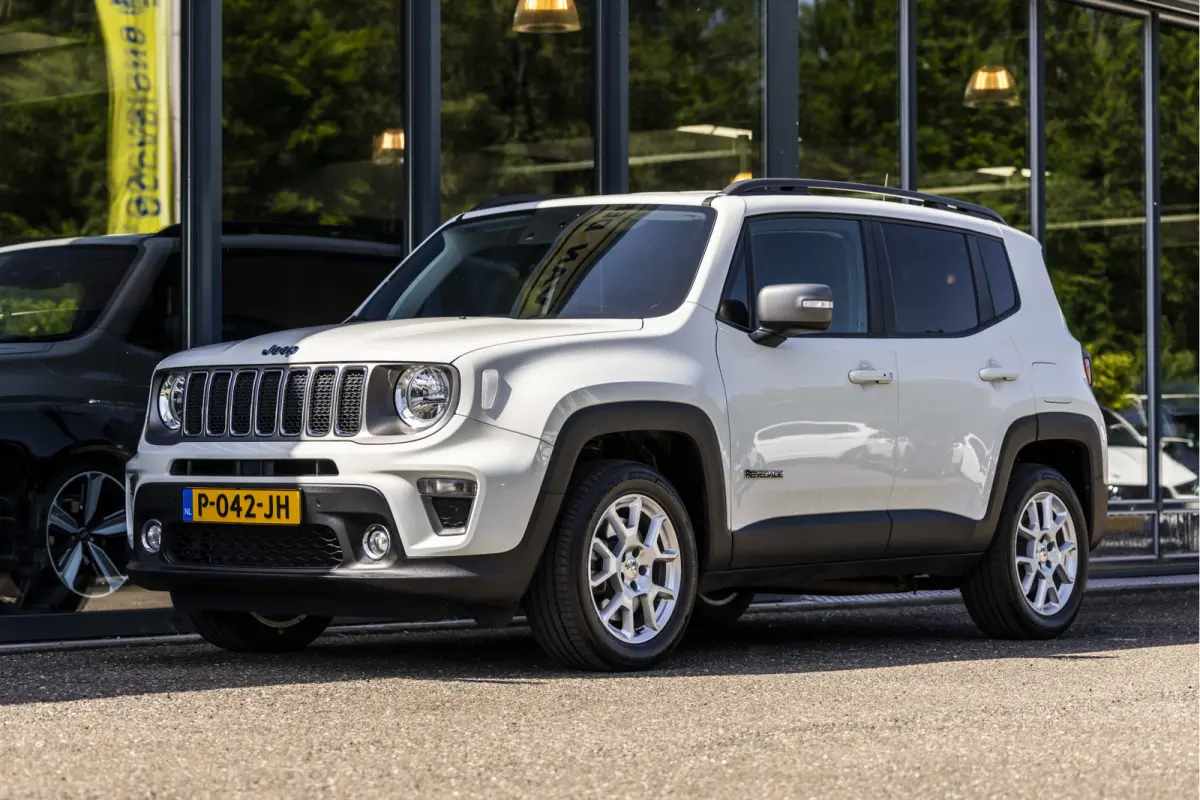4xe 240 Plug-in Hybrid Electric Limited Lease Ed.