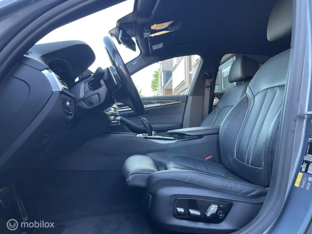 520e M-PAKKET*ACC*MASAGE*CAMERA*CARPLAY*90%SOH*