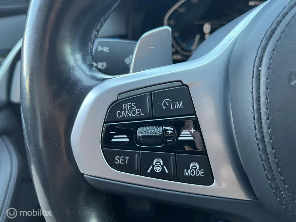 520e M-PAKKET*ACC*MASAGE*CAMERA*CARPLAY*90%SOH*