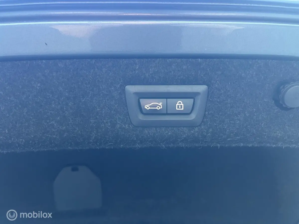 520e M-PAKKET*ACC*MASAGE*CAMERA*CARPLAY*90%SOH*