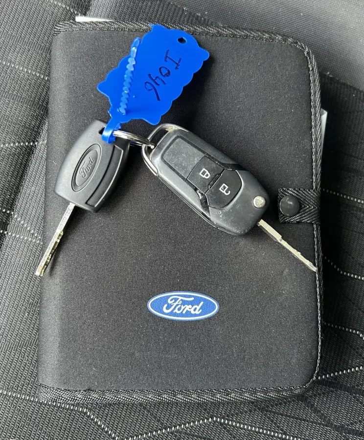 1.0 EcoBoost Titanium 125PK | Dealeronderhouden | Nieuwe APK | Trekhaak | Parkeersensoren | Stoelverwarming | Stuurverwarming | Voorruitverwarming | Climate Control | Cruise Control | Naviga