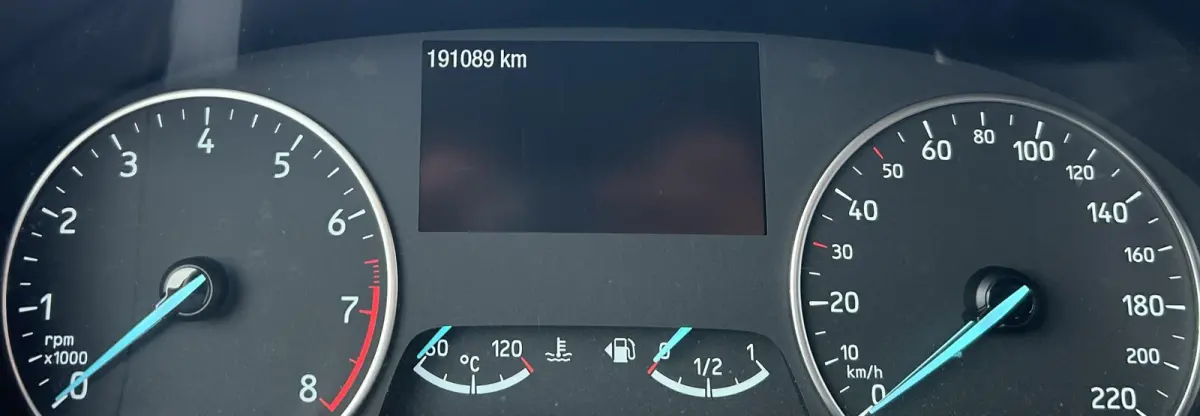 1.0 EcoBoost Titanium 125PK | Dealeronderhouden | Nieuwe APK | Trekhaak | Parkeersensoren | Stoelverwarming | Stuurverwarming | Voorruitverwarming | Climate Control | Cruise Control | Naviga