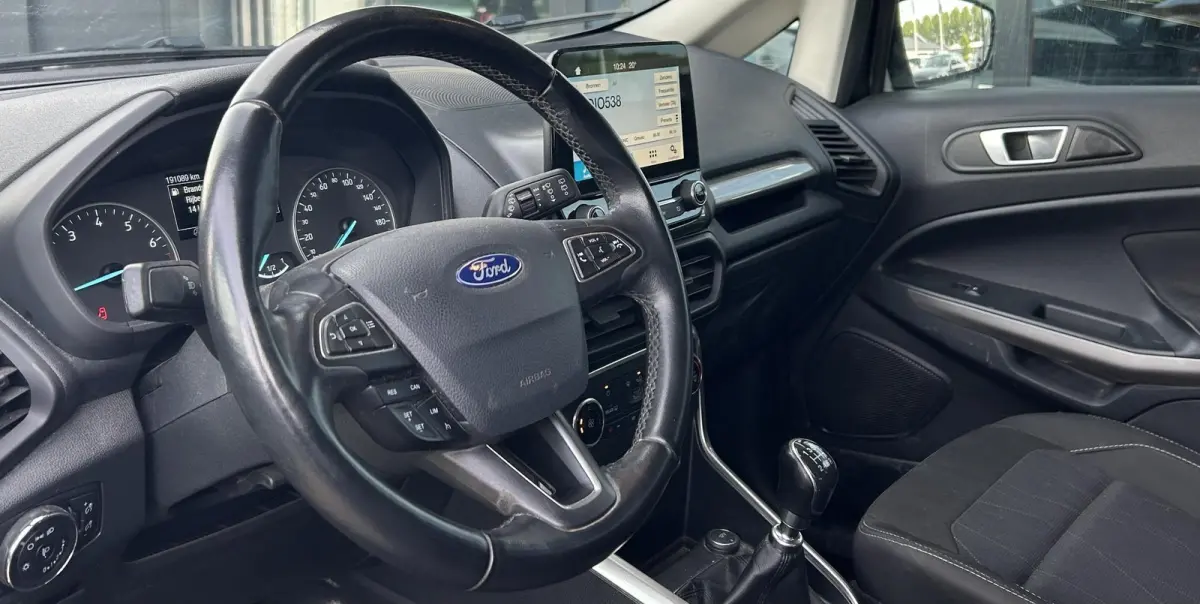 1.0 EcoBoost Titanium 125PK | Dealeronderhouden | Nieuwe APK | Trekhaak | Parkeersensoren | Stoelverwarming | Stuurverwarming | Voorruitverwarming | Climate Control | Cruise Control | Naviga