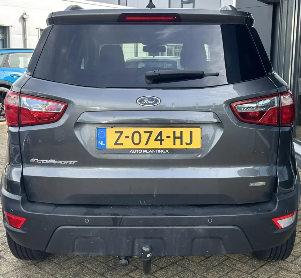 1.0 EcoBoost Titanium 125PK | Dealeronderhouden | Nieuwe APK | Trekhaak | Parkeersensoren | Stoelverwarming | Stuurverwarming | Voorruitverwarming | Climate Control | Cruise Control | Naviga
