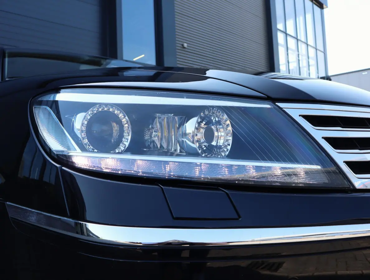 4.2 V8 4p. Lang Highline | Uniek | Chauffeur Pakket | Glazen Dak | Bomvol
