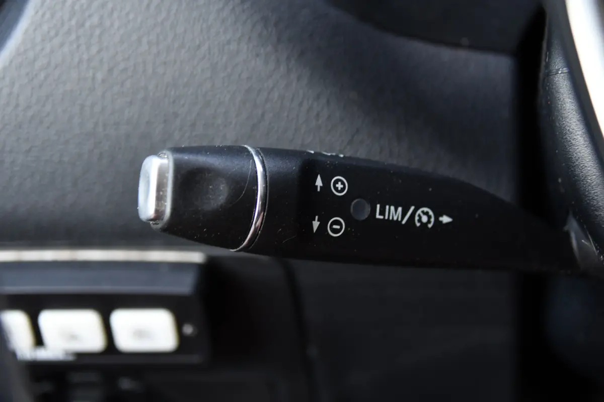 116 CDI L2 PB Edition Camera, Cruise, Carplay, Stoelverwarming, LED, Automaat, Trekhaak, Standkachel, Multimedia, 164pk, Uniek!