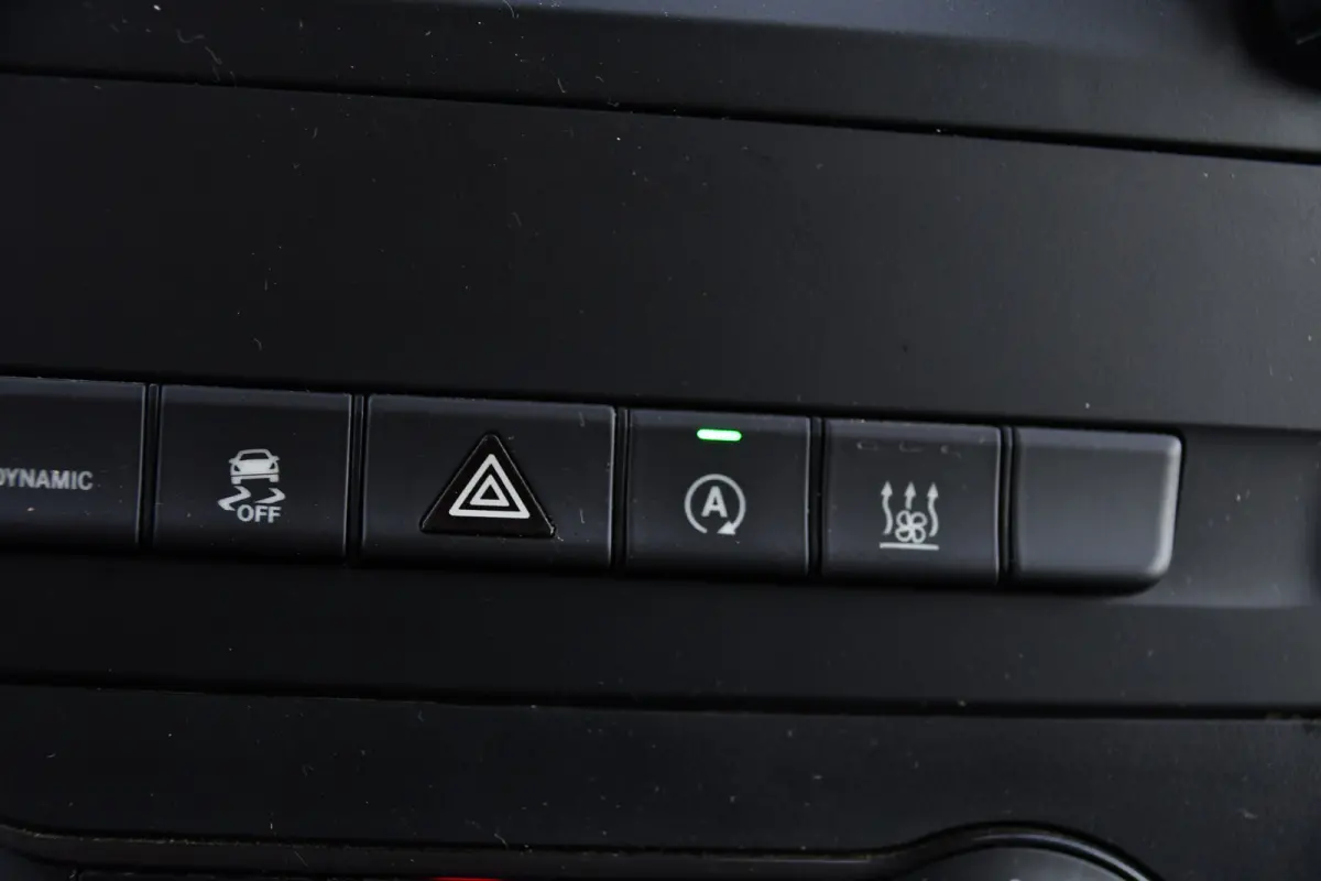 116 CDI L2 PB Edition Camera, Cruise, Carplay, Stoelverwarming, LED, Automaat, Trekhaak, Standkachel, Multimedia, 164pk, Uniek!