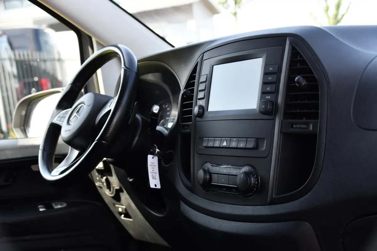 116 CDI L2 PB Edition Camera, Cruise, Carplay, Stoelverwarming, LED, Automaat, Trekhaak, Standkachel, Multimedia, 164pk, Uniek!