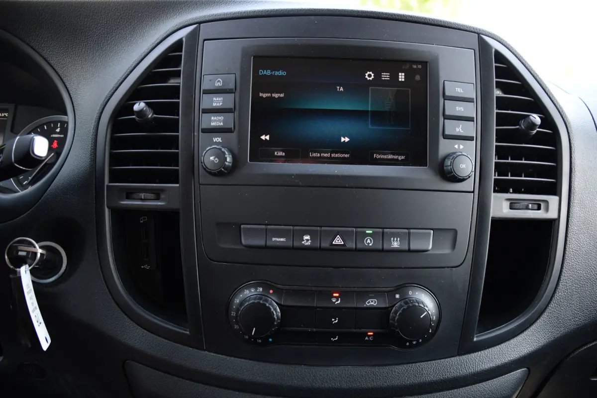 116 CDI L2 PB Edition Camera, Cruise, Carplay, Stoelverwarming, LED, Automaat, Trekhaak, Standkachel, Multimedia, 164pk, Uniek!