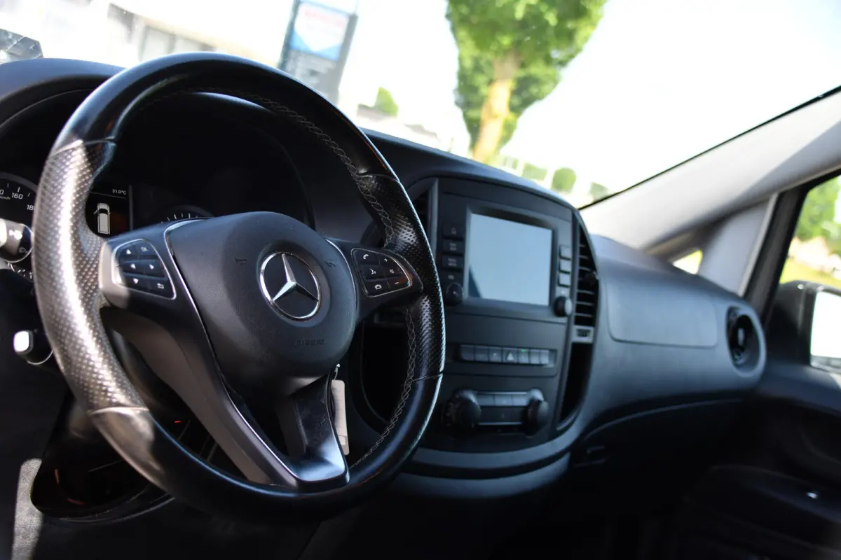 116 CDI L2 PB Edition Camera, Cruise, Carplay, Stoelverwarming, LED, Automaat, Trekhaak, Standkachel, Multimedia, 164pk, Uniek!