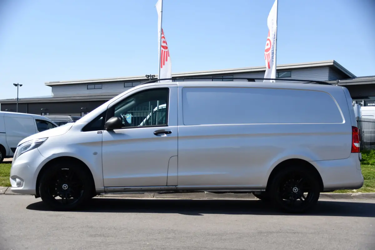 116 CDI L2 PB Edition Camera, Cruise, Carplay, Stoelverwarming, LED, Automaat, Trekhaak, Standkachel, Multimedia, 164pk, Uniek!