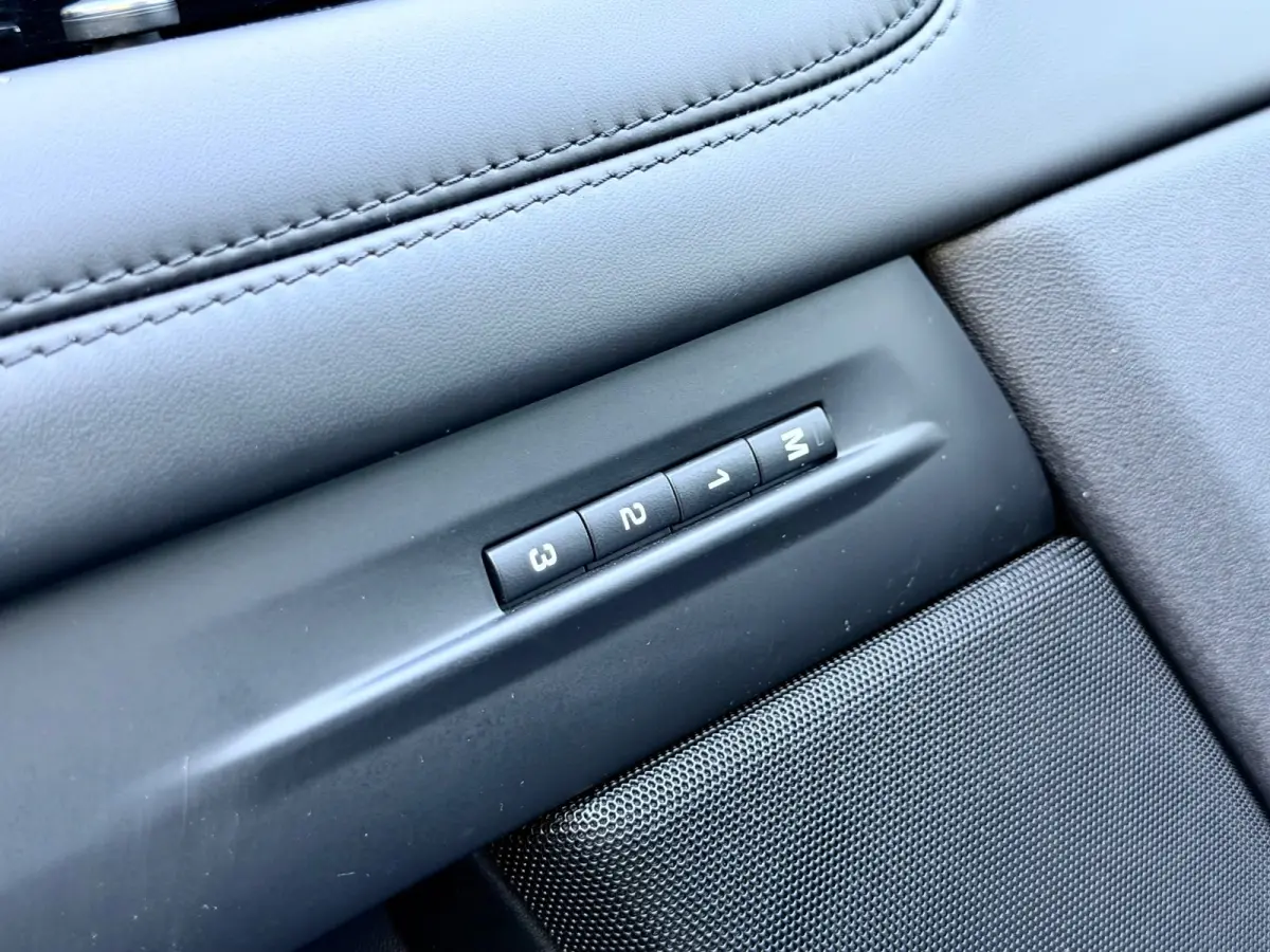 1.5 P300e AWD Autobiography Pano/360