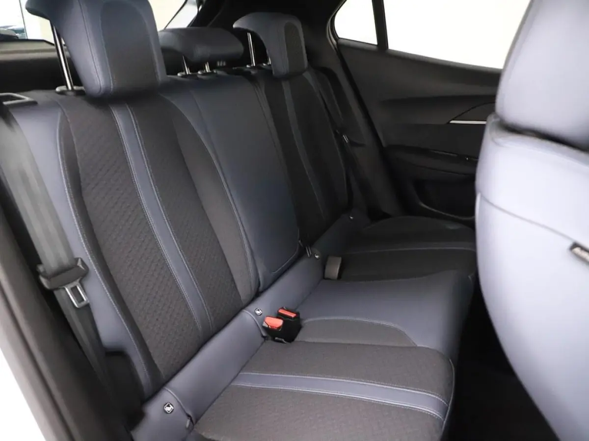 1.2T 100PK Allure Camera/Ecc/CarPlay/Keyless