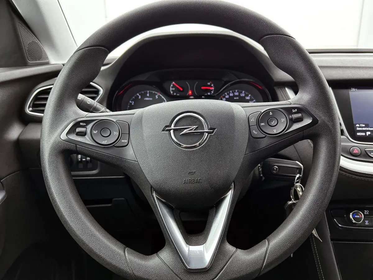 1.2 130pk Edition X Automaat | Navigatie | Climate Control | Cruise Control | Camera | 17"LMV | LED | Apple Carplay/Android Auto |