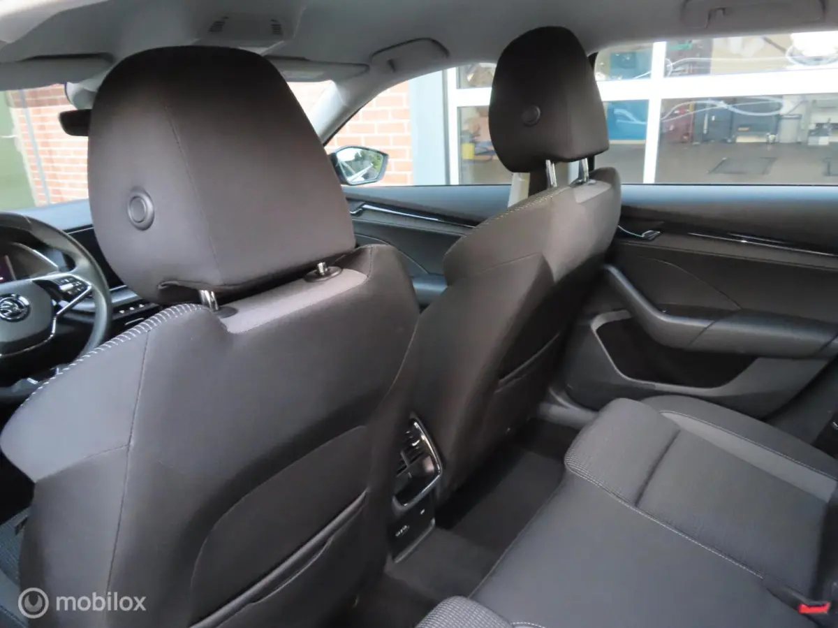 1.5 e-TSI Business Edition Plus|Electr A klep|Adaptive Cruise|Stoelverwarming|Parkeersensor V/A.