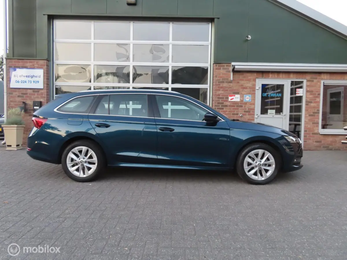 1.5 e-TSI Business Edition Plus|Electr A klep|Adaptive Cruise|Stoelverwarming|Parkeersensor V/A.