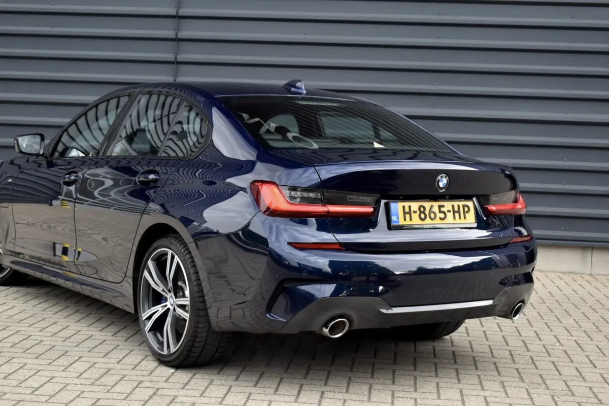 330e M Sport Individual | 19'' Wielen | Lederen Bekleding | CarPlay | Audio Media Pack | 1e Eigenaar |