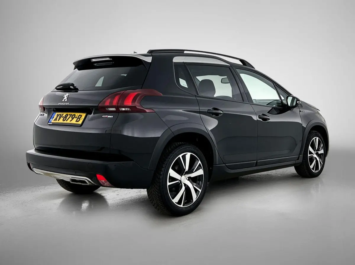 GT-Line 1.2 110pk Automaat | Glazendak | Navigatie | Climate Control | Cruise Control | 17"LMV | Camera |