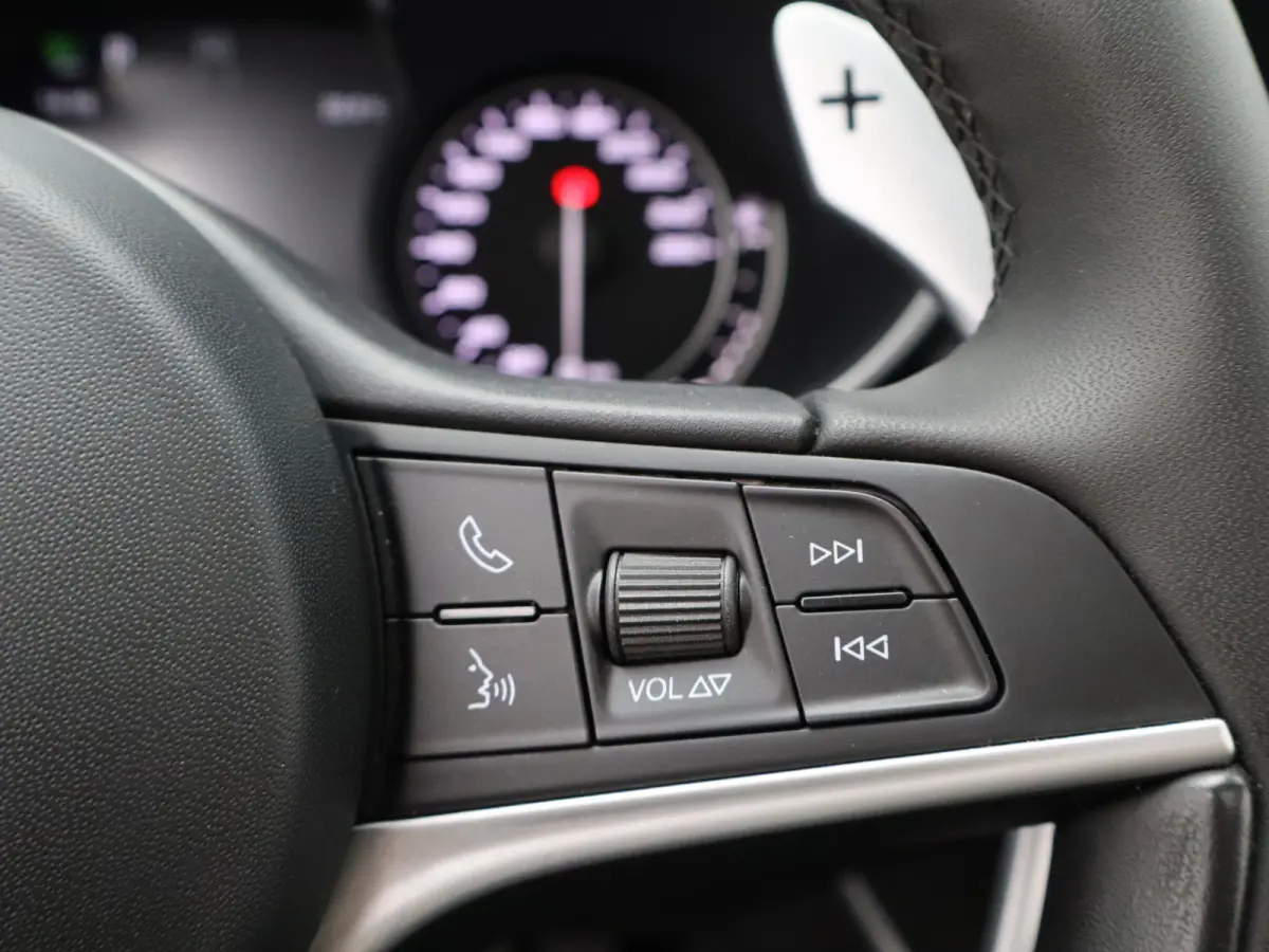 2.0 T AWD B-Tech 280 Pk | Panoramisch schuifdak | Elek. stoelen | Stoel en stuurverwarming | Adaptive Cruise Control | Dodehoekdetectie | Elek. achterklep