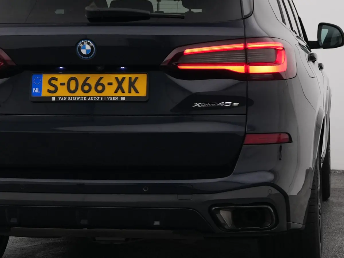 xDrive45e High Executive M-Sport | PANO | 360° | HUD | H&K | LUCHTVERING | STOELMASSAGE. | STOELVENT. | STOEL- EN STUURVERW. | TREKHAAK