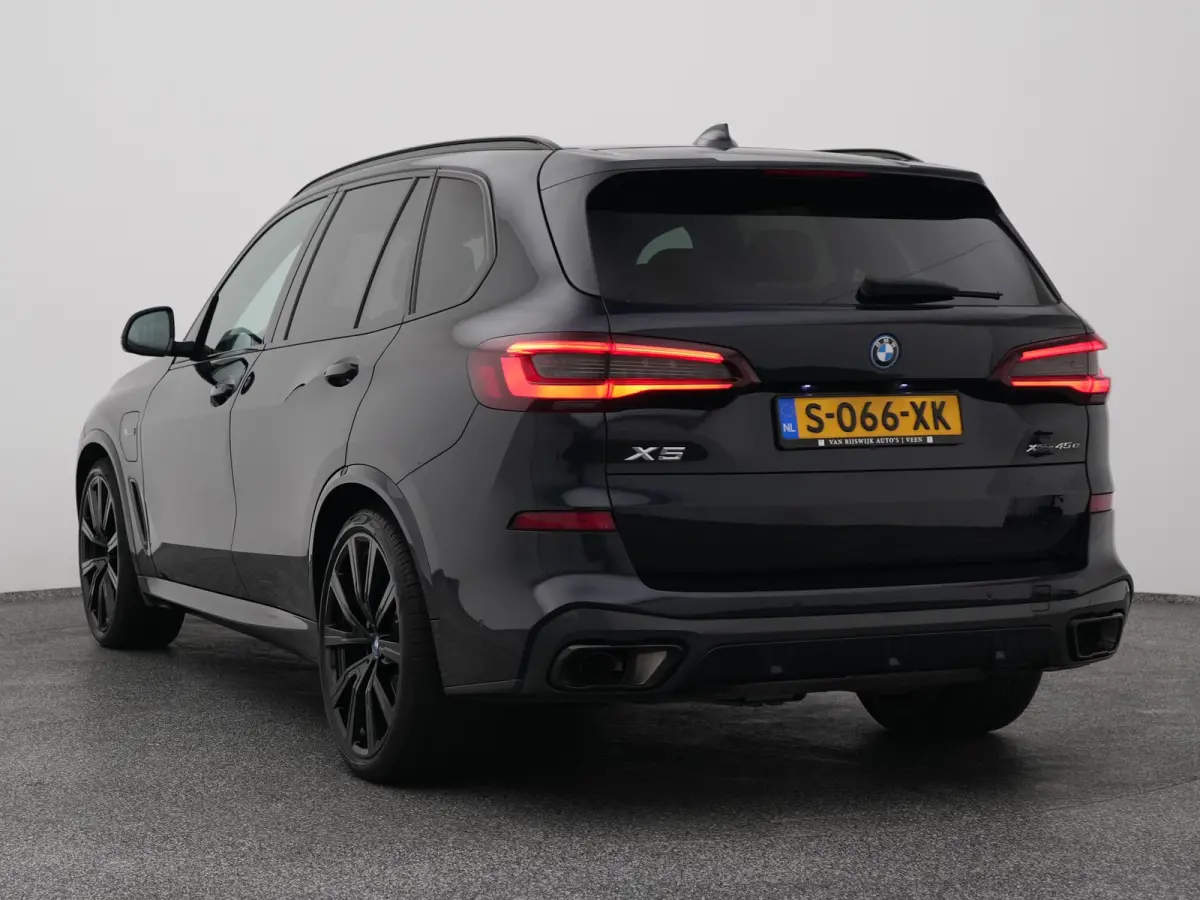 xDrive45e High Executive M-Sport | PANO | 360° | HUD | H&K | LUCHTVERING | STOELMASSAGE. | STOELVENT. | STOEL- EN STUURVERW. | TREKHAAK