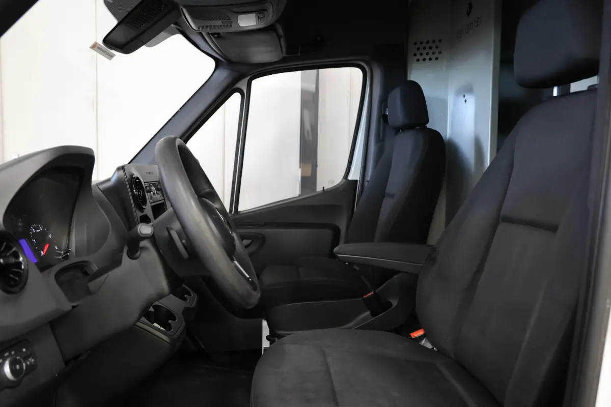311 2.2 CDI L3H2 AUTOMAAT POST NL SCHAPPEN