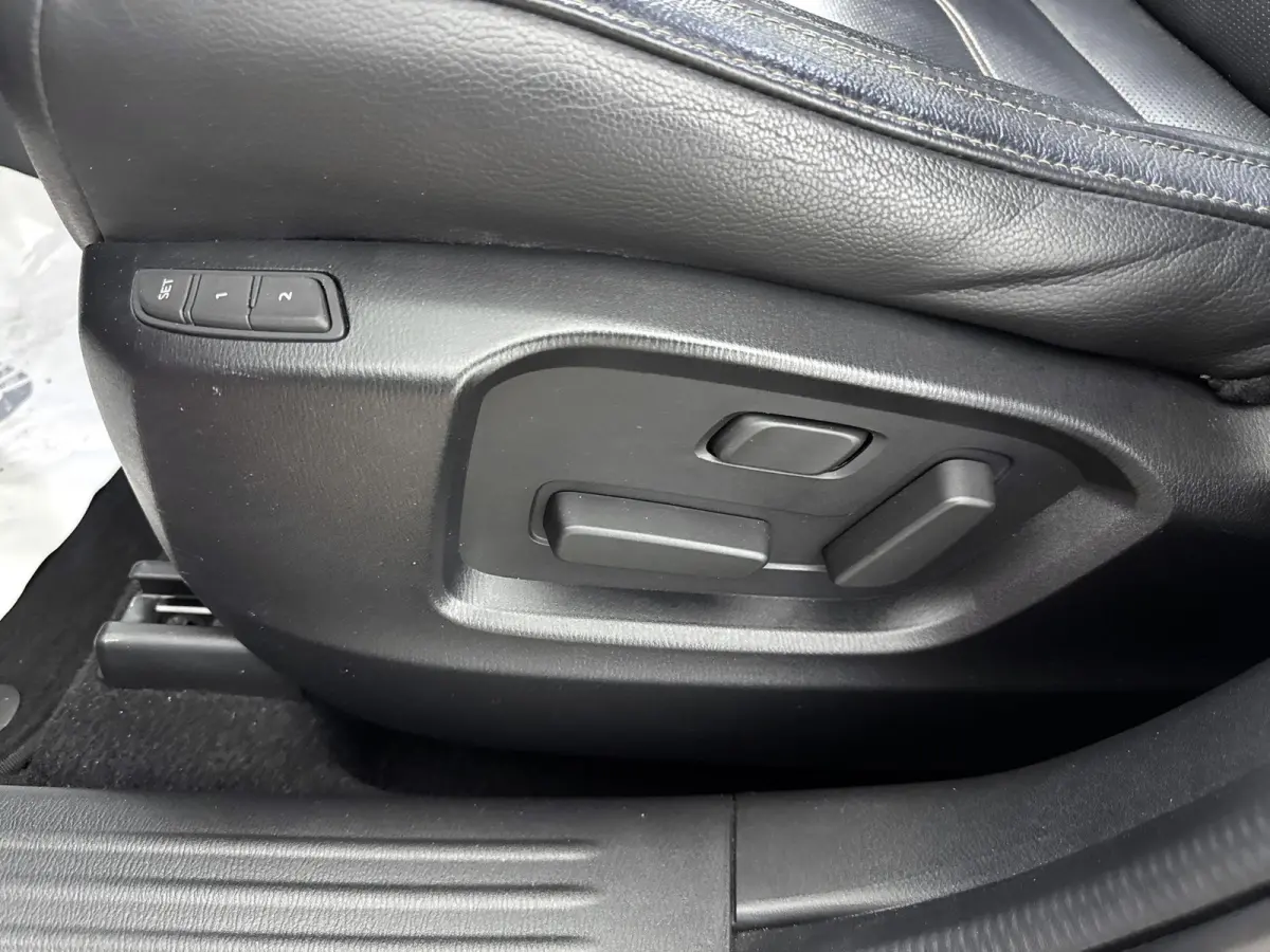 2.0 SkyActiv-G 165Pk Luxury | Memory Seats | Lederen Bekleding | Trekhaak |  360- Camera  | Stoel & Stuurverwarming | Stoelventilatie | Parkeersensoren | Elektrische Achterklep | Bose Premiu