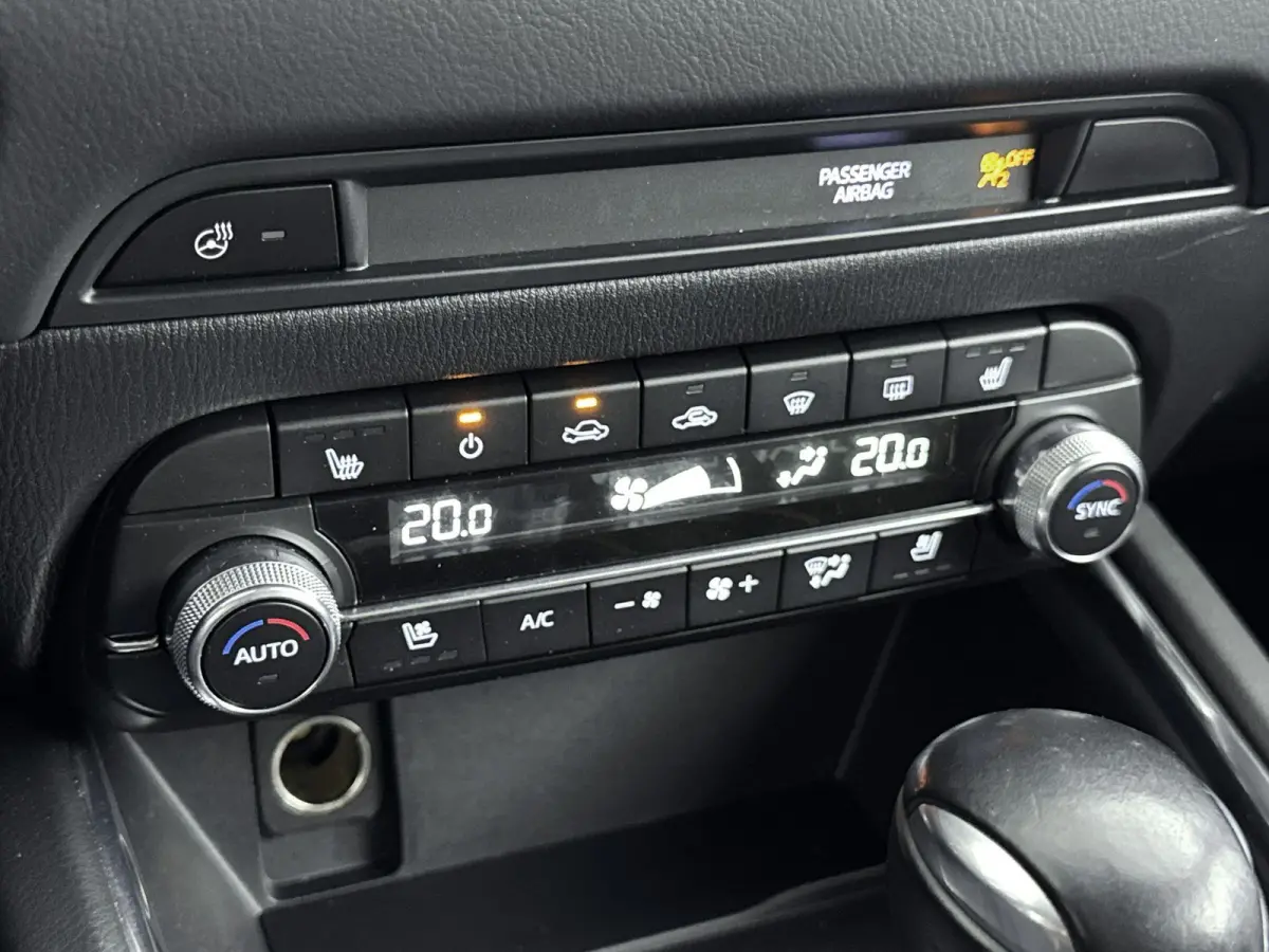 2.0 SkyActiv-G 165Pk Luxury | Memory Seats | Lederen Bekleding | Trekhaak |  360- Camera  | Stoel & Stuurverwarming | Stoelventilatie | Parkeersensoren | Elektrische Achterklep | Bose Premiu