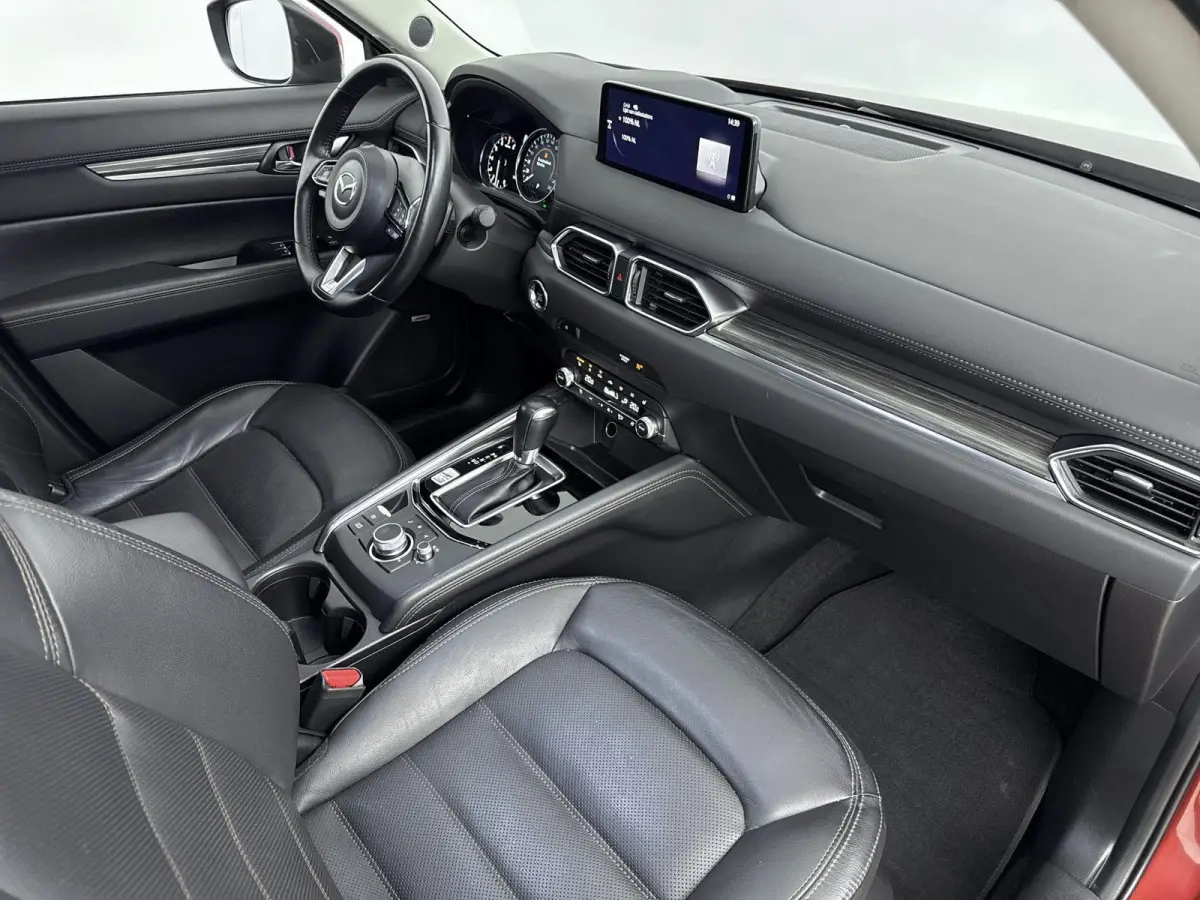 2.0 SkyActiv-G 165Pk Luxury | Memory Seats | Lederen Bekleding | Trekhaak |  360- Camera  | Stoel & Stuurverwarming | Stoelventilatie | Parkeersensoren | Elektrische Achterklep | Bose Premiu