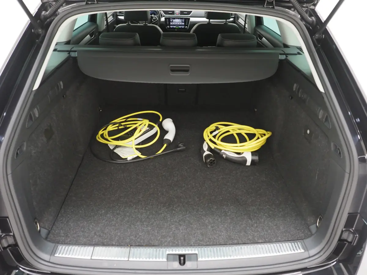 1.4 TSI iV 218PK | Leder | Trekhaak | Memory | Virtual | Camera | Adaptive Cruise | Carplay