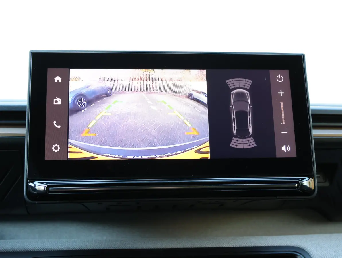 1.2 100pk Plus | Navigatie | Camera | Climate control | Apple en Android | Lichtmetalen velgen