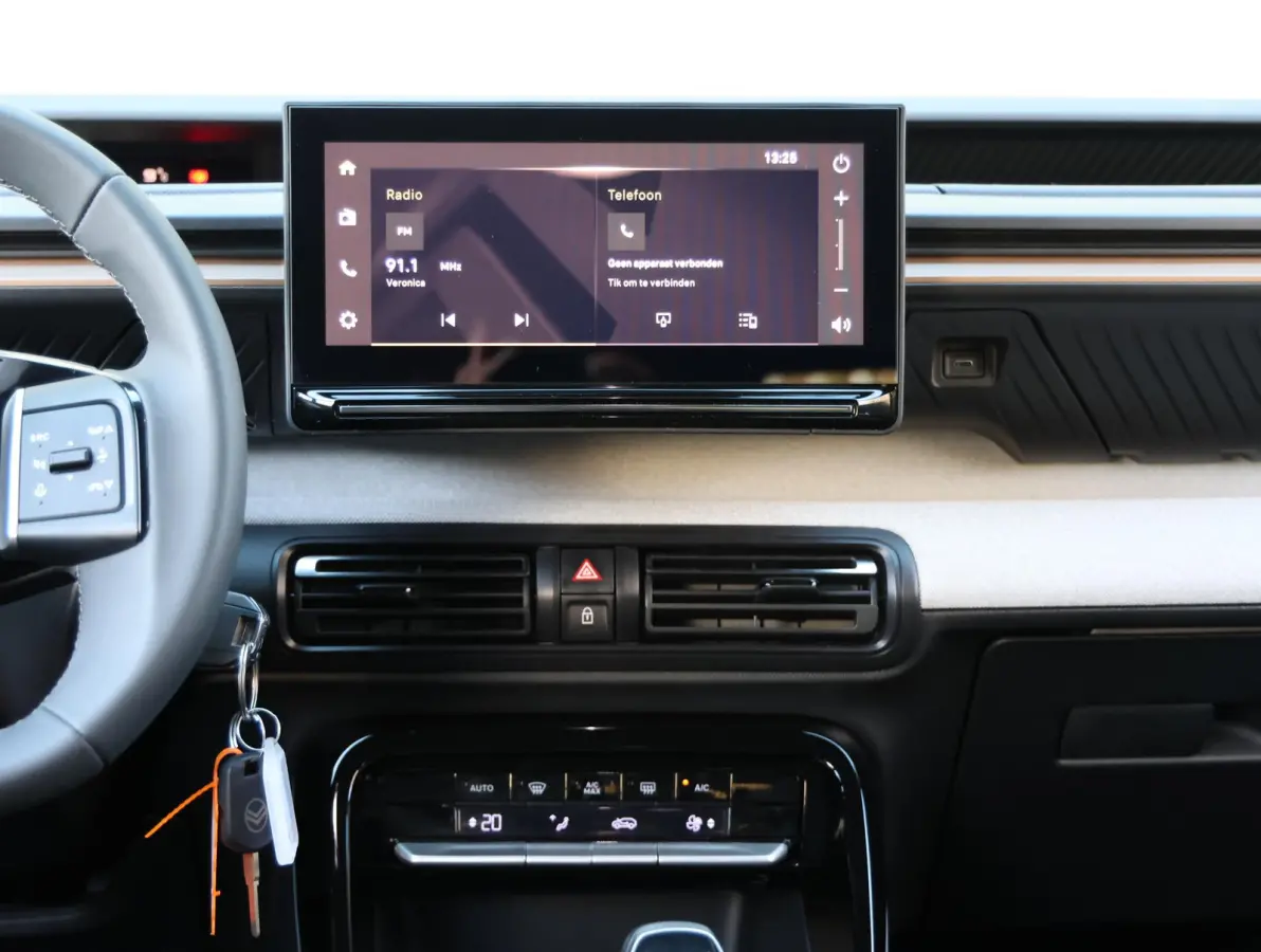 1.2 100pk Plus | Navigatie | Camera | Climate control | Apple en Android | Lichtmetalen velgen