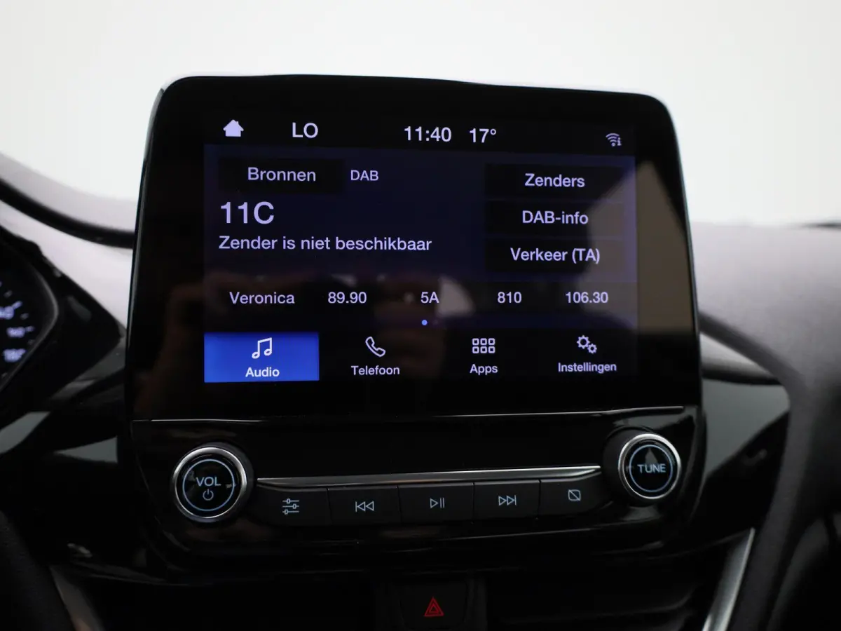 1.0 EcoBoost Hybrid Titanium | Cruise Control | Airco | Parkeersensoren | Apple Carplay/Android Auto |