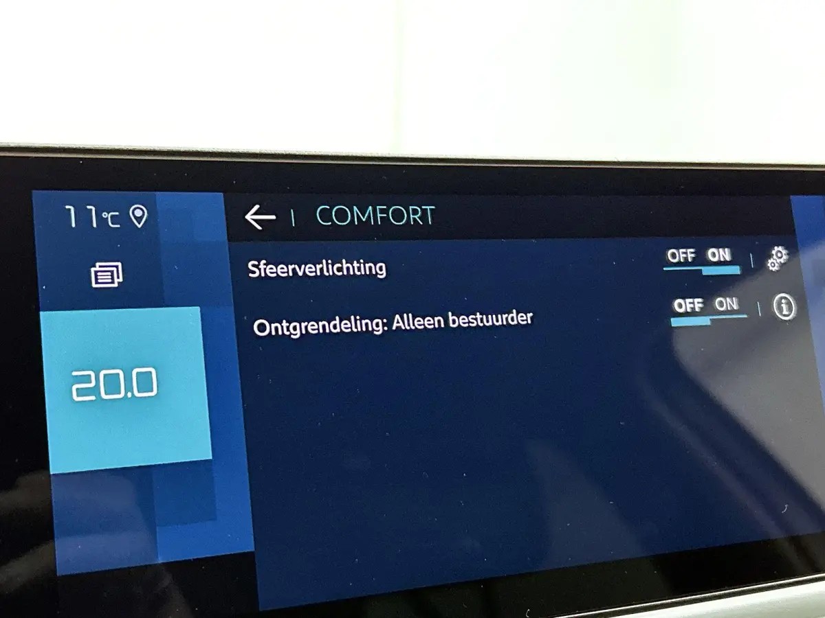 1.6 Plug-in Hybrid Plus 225pk Automaat | Navigatie | Climate Control | Adaptieve Cruise Control | 18"LMV | Dodehoekdetectie | Keyless Entry/Start | LED | Apple Carplay/Android Auto |