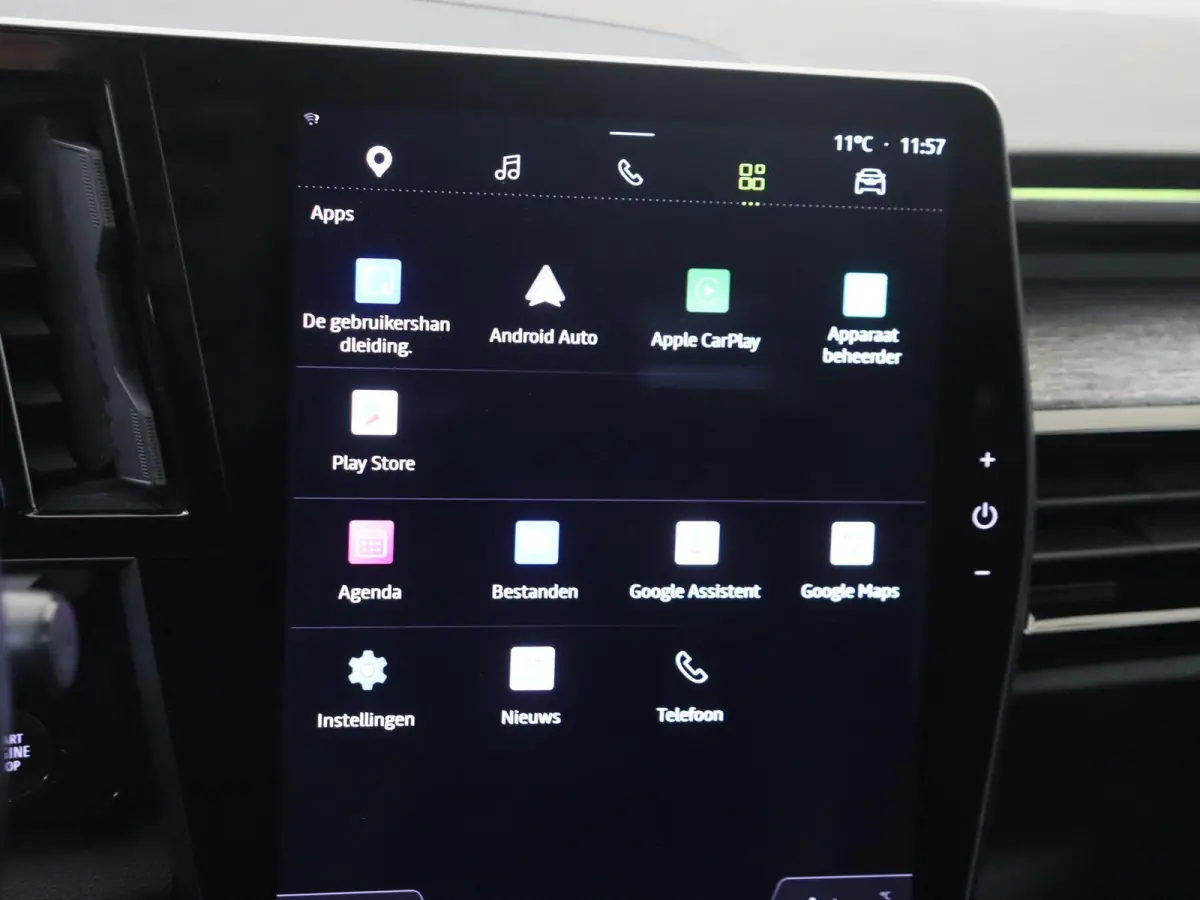 1.2 E-Tech Full Hybrid Techno 200PK | Navigatie | Draadloze Apple & Android Carplay | Parkeersensoren & Camera | Elektrische Achterklep | Ambiance Verlichting | Multi-sense |