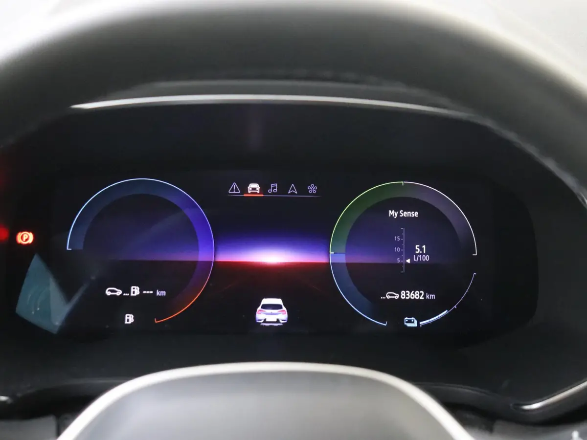 1.6 E-Tech Full Hybrid Techno 145PK | Automaat | Navigatie | Parkeersensoren & Camera | 17'' Velgen | Climate Control | Privacy Glass | Keyless Entry | Apple CarPlay & Android Auto