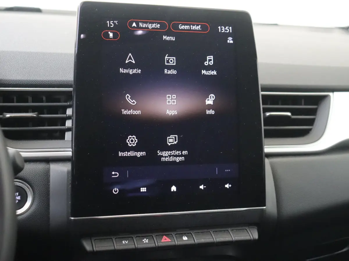 1.6 E-Tech Full Hybrid Techno 145PK | Automaat | Navigatie | Parkeersensoren & Camera | 17'' Velgen | Climate Control | Privacy Glass | Keyless Entry | Apple CarPlay & Android Auto