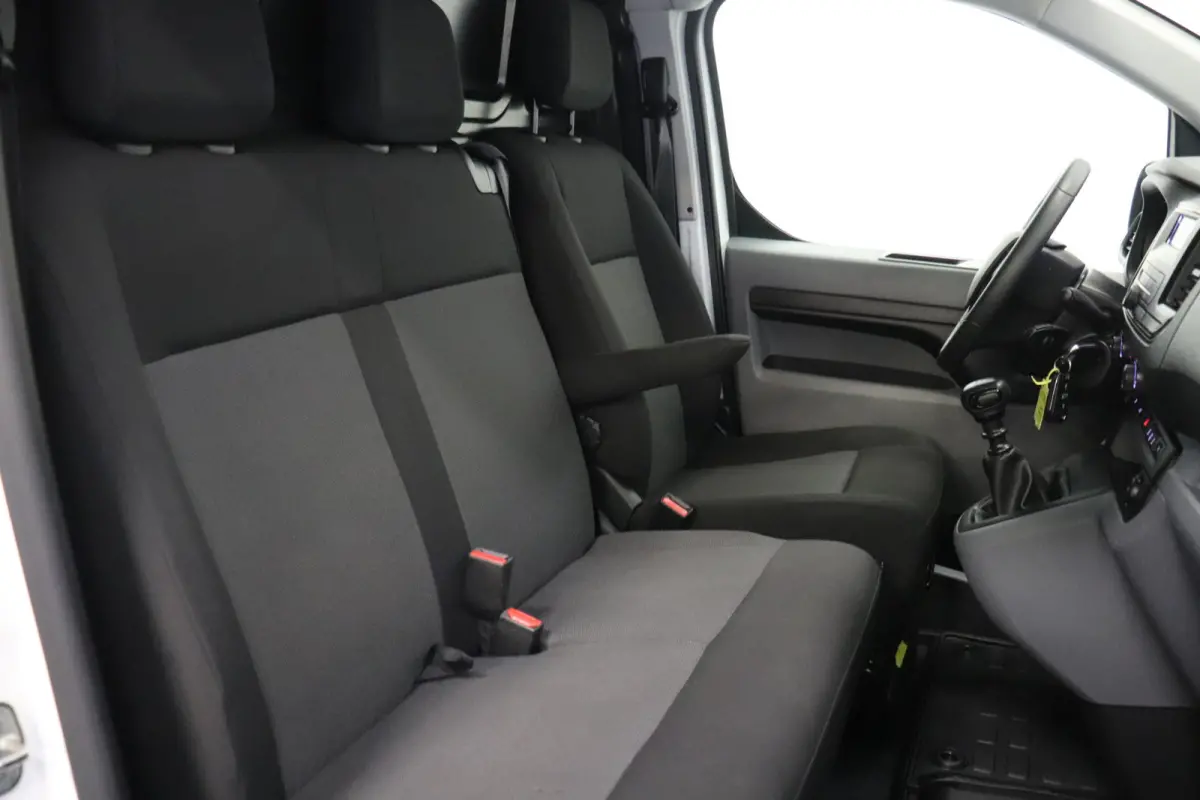 1.5 BlueHDI L2 EURO 6 - Airco - Cruise - PDC - € 13.950,- Excl.