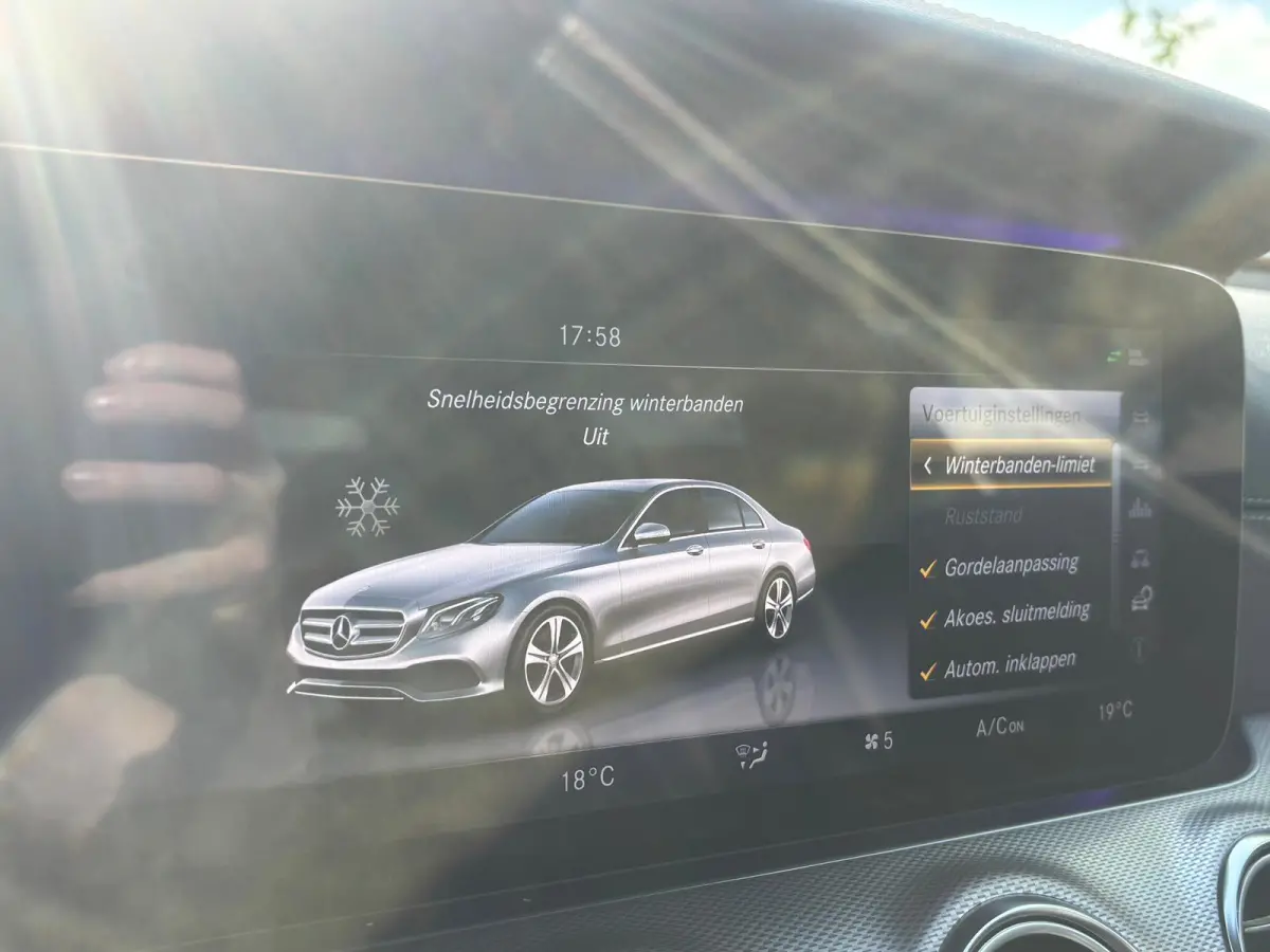 200 Prestige | AMG Pakket | Sfeerverlichting | Apple Carplay | Gordelaanpassing