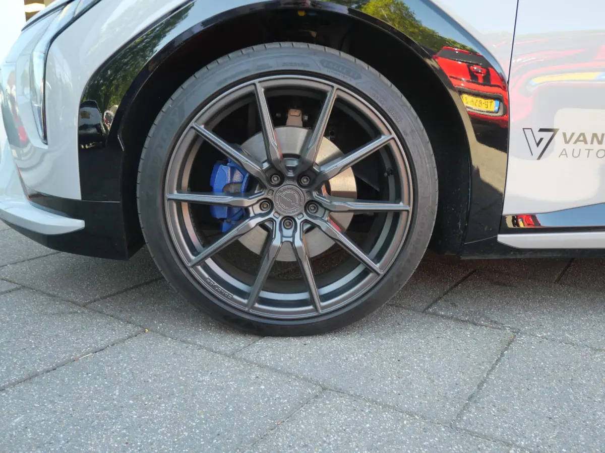 GT-Line Business Edition 81.4 kWh | direct beschikbaar | BTW-auto| 17% bijtelling |