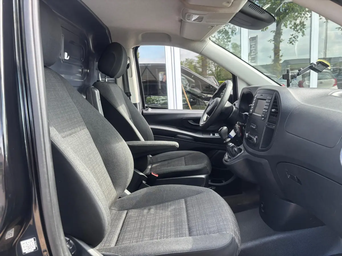 114 CDI Extra Lang | Parkeer Camera | Bluetooth | Navi | Airco | cruise