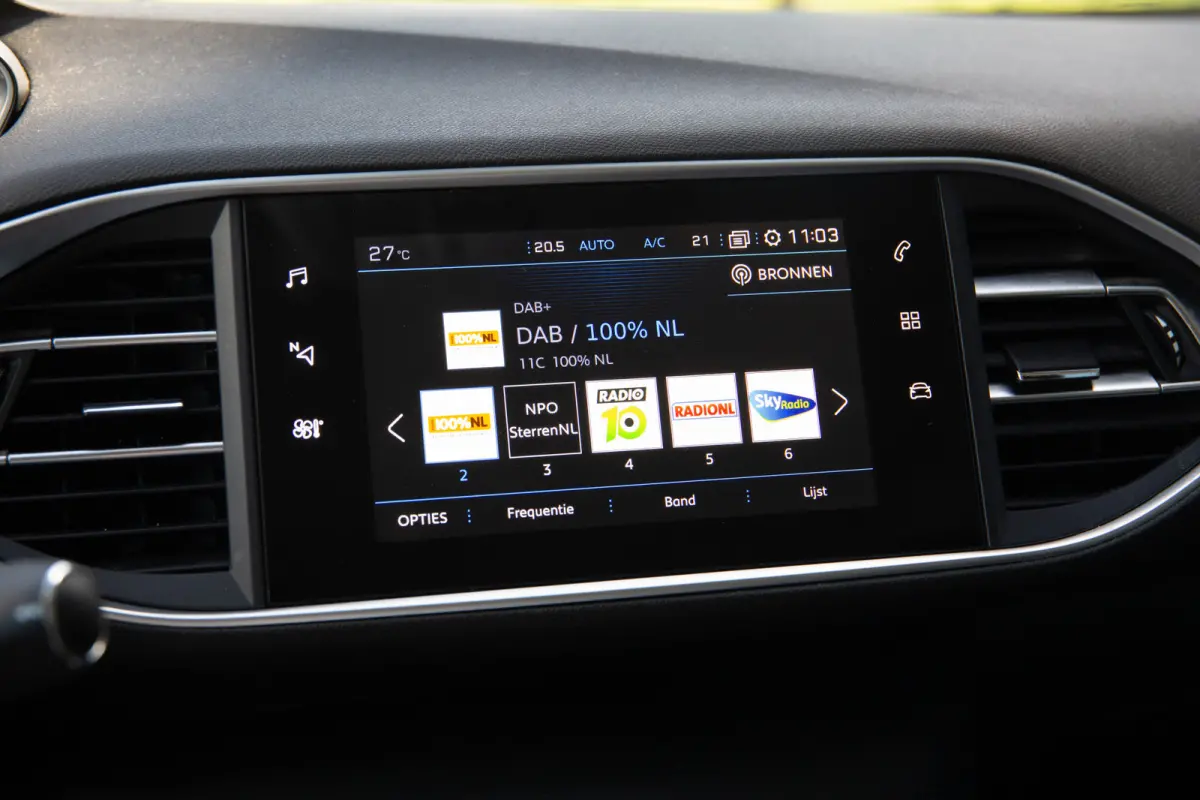 1.2 PureTech Blue Lease Active , Trekhaak, Cruise control, Achteruitrijcamera